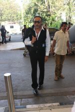 Jackie Shroff snapped at airport  on 30th Jan 2016